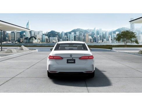 New 2027 BMW 530i RWD image 5