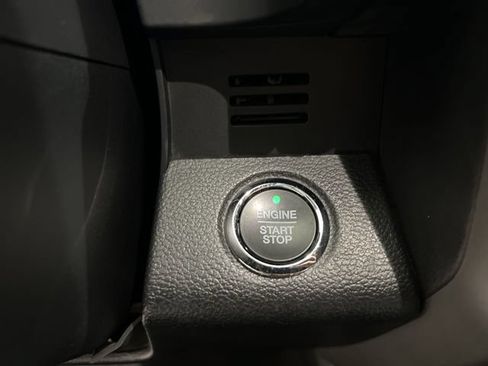 Used 2019 Ford Expedition XLT RWD image 15
