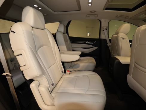 Used 2023 Buick Enclave Essence w/ Experience Buick Package FWD image 26