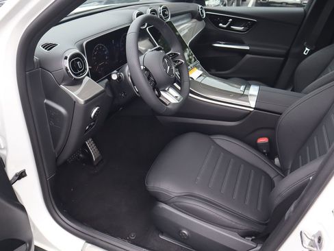 New 2025 Mercedes-Benz GLC 43 AMG 4MATIC image 13
