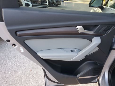 Certified 2022 Audi Q5 2.0T Premium Plus w/ Premium Plus Package image 17