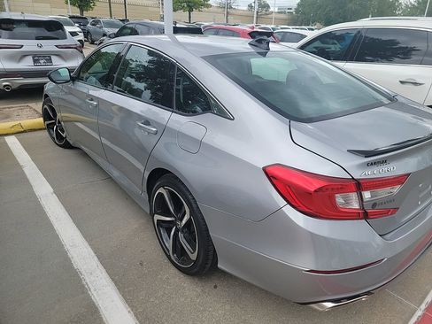 Used 2021 Honda Accord Sport Special Edition image 6