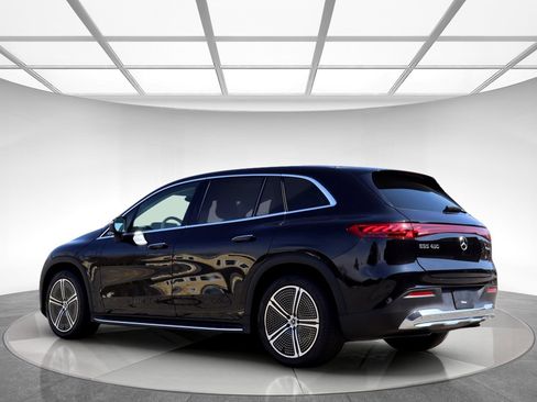 Used 2023 Mercedes-Benz EQS 450+ 4MATIC SUV image 6