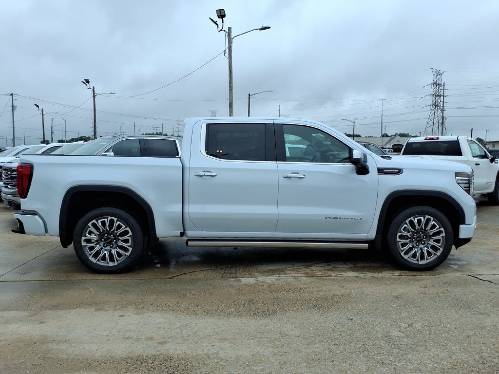 New 2026 GMC Sierra 1500 Denali Ultimate AWD/4WD image 8