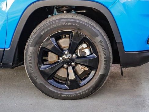 Certified 2021 Jeep Cherokee Latitude Plus image 10