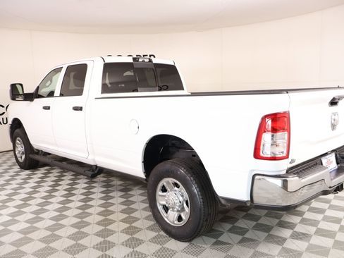 Used 2024 RAM 2500 Tradesman w/ Chrome Appearance Group AWD/4WD image 21