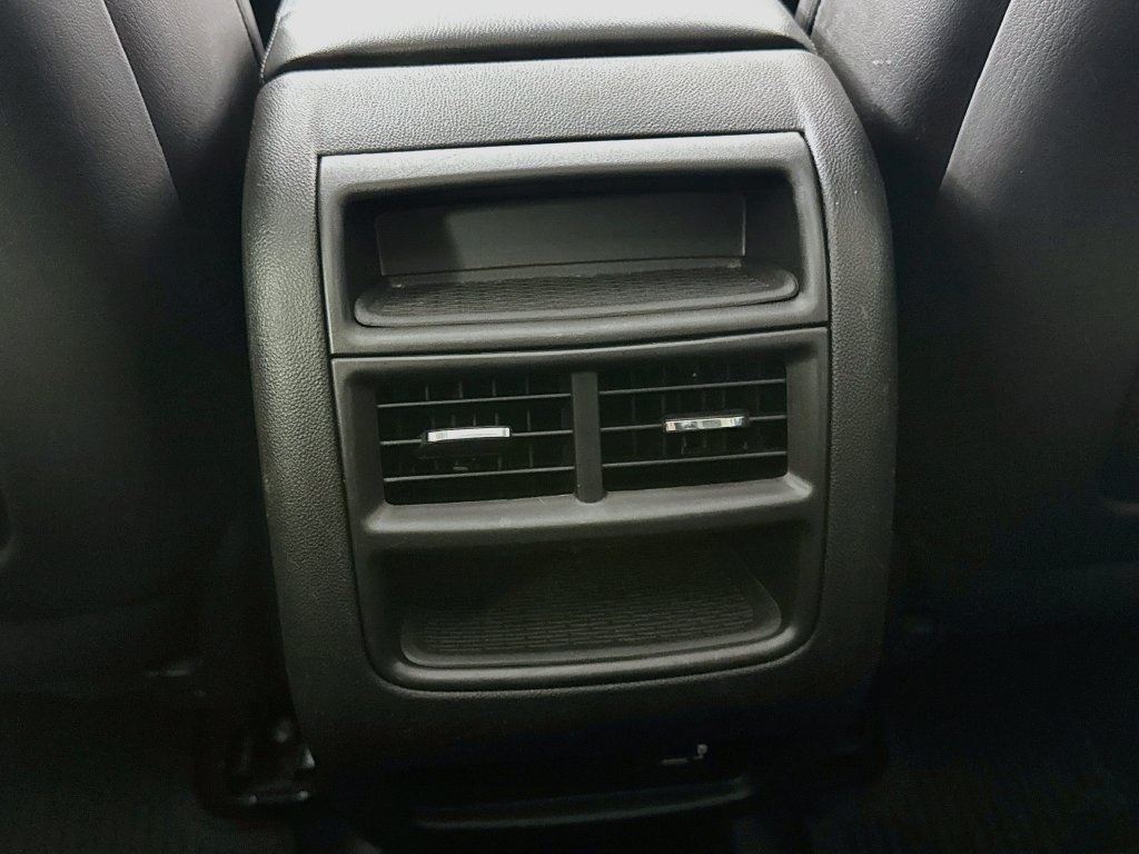 Used 2019 Cadillac XT5 Luxury FWD image 32