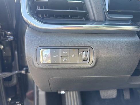Used 2025 GMC Terrain Elevation AWD/4WD image 14