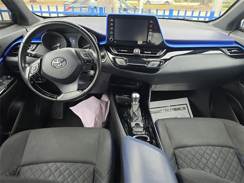 Used 2021 Toyota C-HR XLE image 14