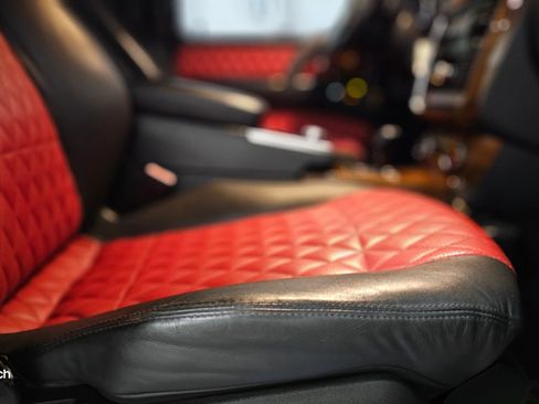 Used 2013 Mercedes-Benz G 550 image 34