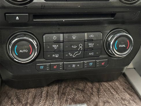 Used 2018 Ford F350 Lariat w/ Lariat Ultimate Package image 29