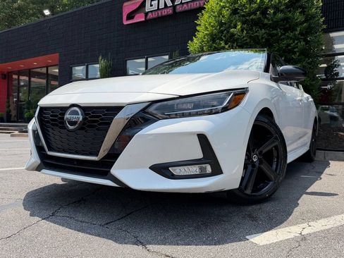 Used 2021 Nissan Sentra SR w/ SR Premium Package FWD image 2