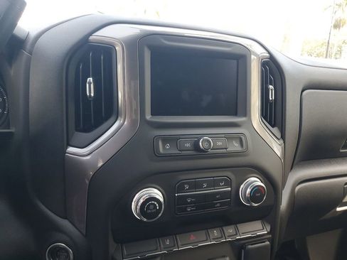 New 2025 GMC Sierra 3500 Pro w/ Convenience Package image 15