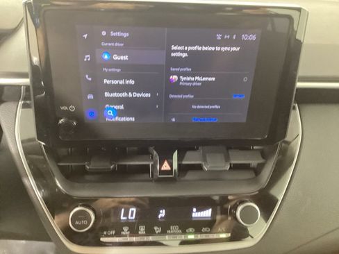 Used 2023 Toyota Corolla LE FWD image 23