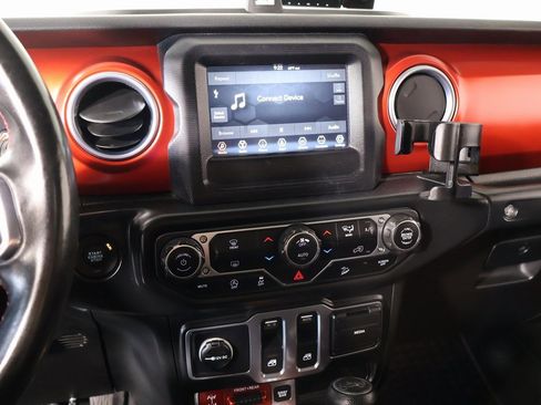 Used 2018 Jeep Wrangler Rubicon image 5