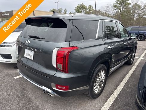 Used 2020 Hyundai Palisade Limited image 3