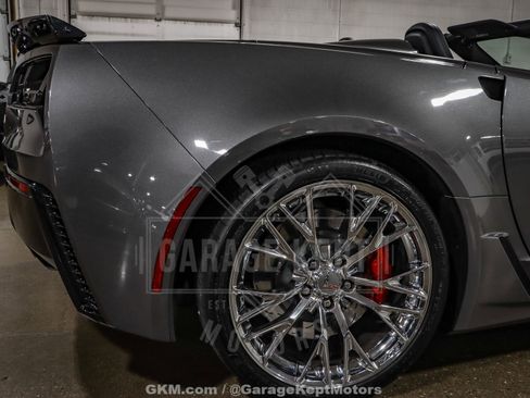 Used 2015 Chevrolet Corvette Z06 w/ 3LZ Preferred Equipment Group image 62
