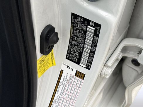 Used 2019 Toyota Corolla XSE image 18