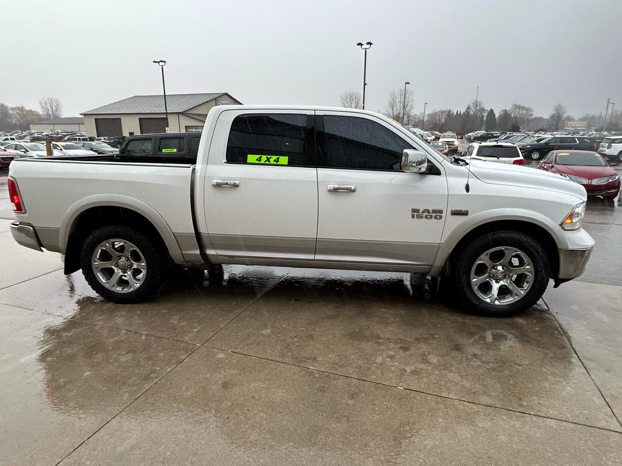 Used 2013 RAM 1500 Laramie w/ Convenience Group AWD/4WD image 4