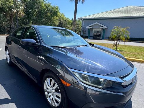 Used 2017 Honda Civic LX image 2