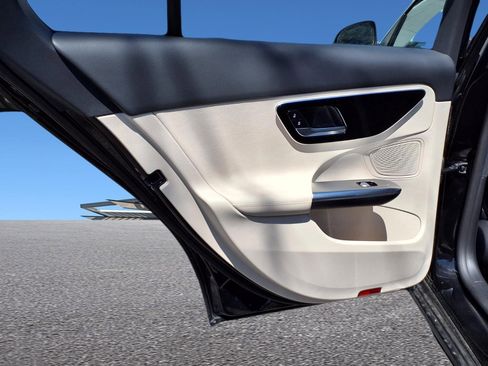 Certified 2022 Mercedes-Benz C 300 4MATIC Sedan image 25
