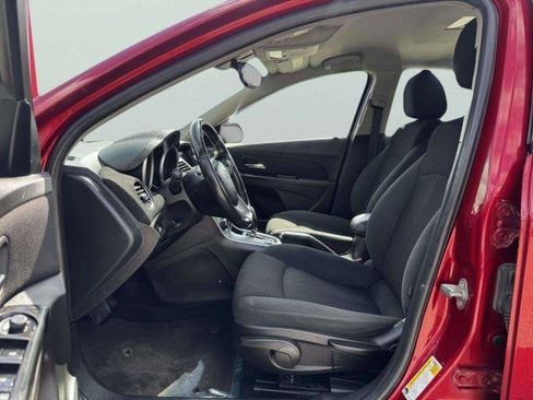 Used 2011 Chevrolet Cruze LT FWD image 18