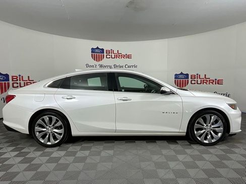 Used 2018 Chevrolet Malibu Premier w/ Premier Sun and Wheel Package image 2