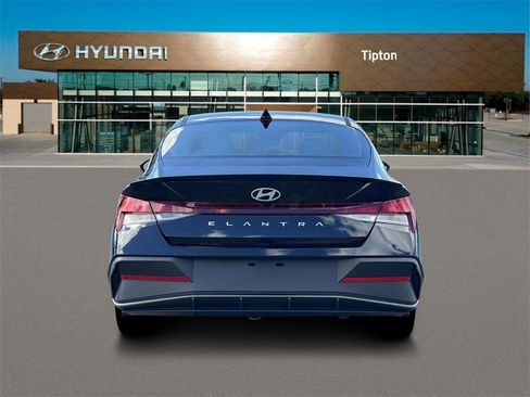 New 2026 Hyundai Elantra Sport image 6