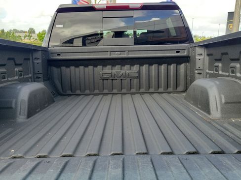 Used 2024 GMC Sierra 1500 SLT w/ SLT Premium Plus Package image 25