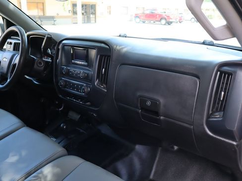 Used 2014 Chevrolet Silverado 1500 W/T w/ WT Convenience Package AWD/4WD image 17