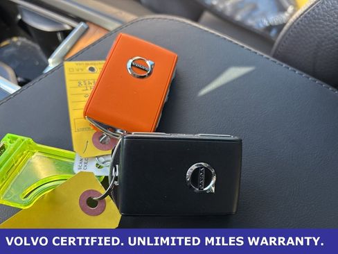 Used 2024 Volvo XC90 B6 Plus w/ Protection Package Premier image 28