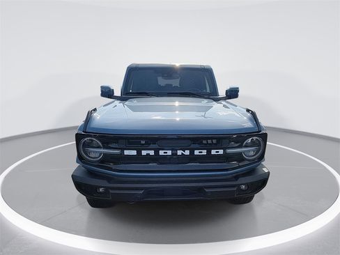 New 2025 Ford Bronco Outer Banks image 3