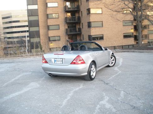 Used 2003 Mercedes-Benz SLK 320 image 21