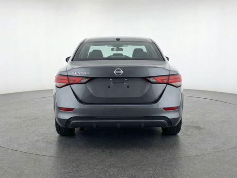 Used 2025 Nissan Sentra SV image 7