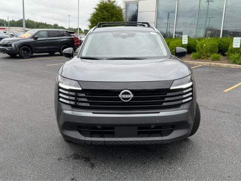 Used 2026 Nissan Kicks SV w/ Cold Weather Package AWD/4WD image 2