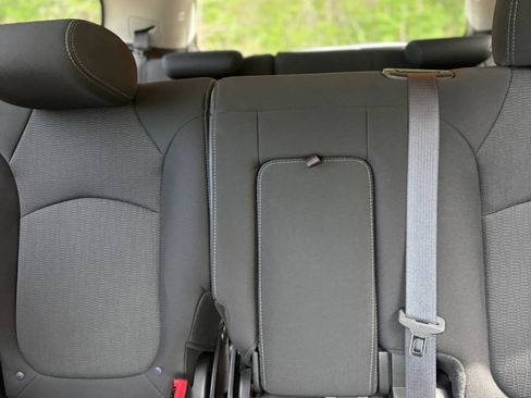 Used 2014 Chevrolet Traverse LT w/ All-Star Edition FWD image 40