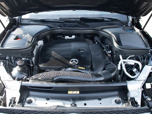 Used 2020 Mercedes-Benz GLC 300 4MATIC image 28