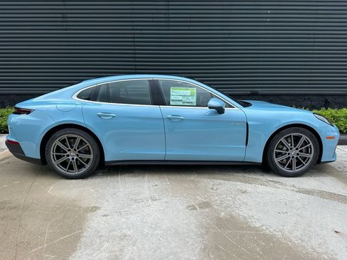 Certified 2026 Porsche Panamera 4 E-Hybrid AWD/4WD image 8