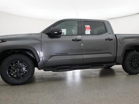 New 2026 Toyota Tundra SR5 AWD/4WD image 21