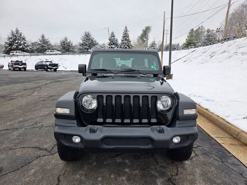 Used 2018 Jeep Wrangler Unlimited Sport S image 7