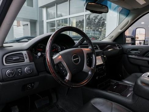 Used 2013 GMC Sierra 3500 Denali image 27