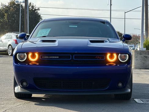 Used 2018 Dodge Challenger R/T Scat Pack w/ Leather Interior Group image 9