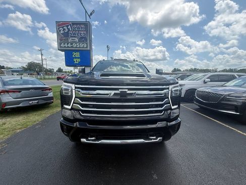 Used 2024 Chevrolet Silverado 2500 High Country w/ High Country Premium Package AWD/4WD image 11