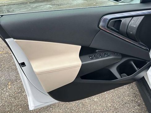 Certified 2025 BMW X3 xDrive30i w/ Premium Package image 23