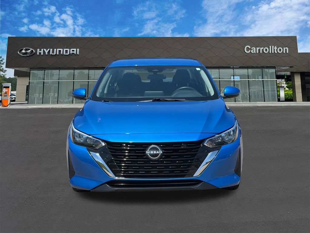 Used 2024 Nissan Sentra SV FWD image 2
