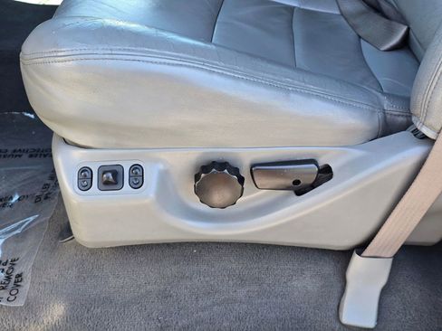 Used 2004 Ford F250 Lariat AWD/4WD image 24