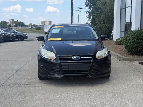 Used 2014 Ford Focus SE FWD image 14