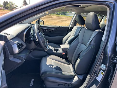 Certified 2025 Subaru Outback Onyx Edition AWD/4WD image 15