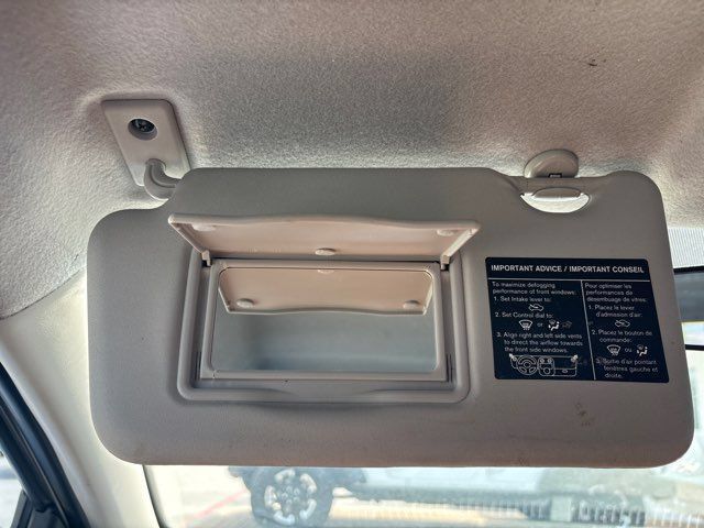 Used 2017 Nissan Versa S Plus FWD image 29
