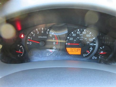 Used 2014 Nissan Xterra S image 15